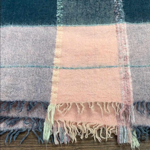 Madewell Navy Blue and Pink Scarf - Picture 3 of 5